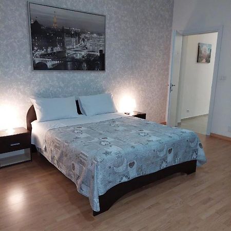 House Holidays A.S. Rooms Catania Eksteriør billede