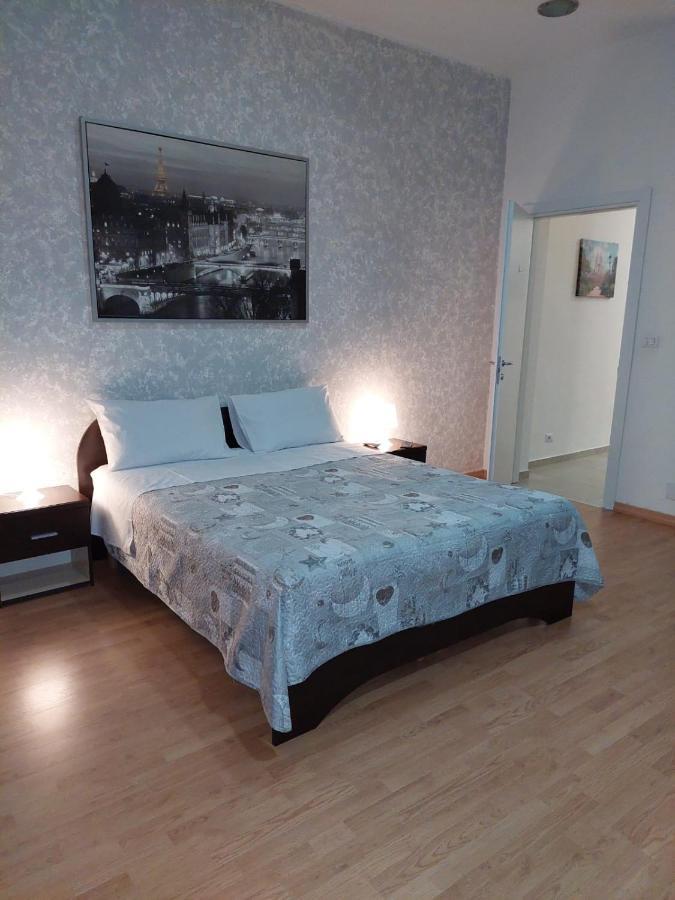 House Holidays A.S. Rooms Catania Eksteriør billede