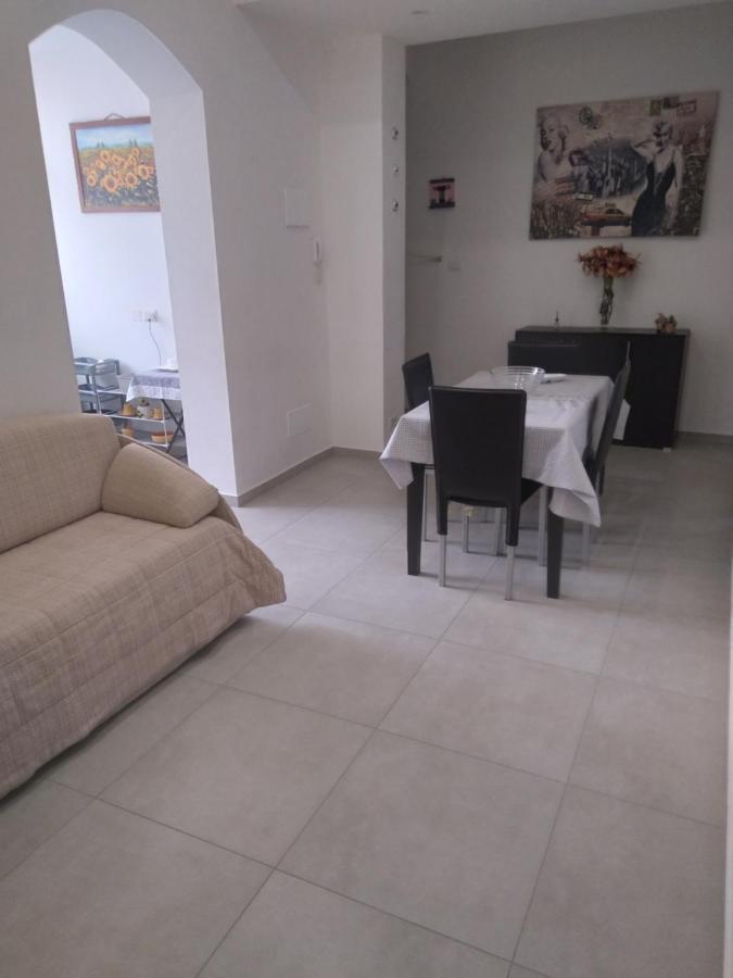 House Holidays A.S. Rooms Catania Eksteriør billede