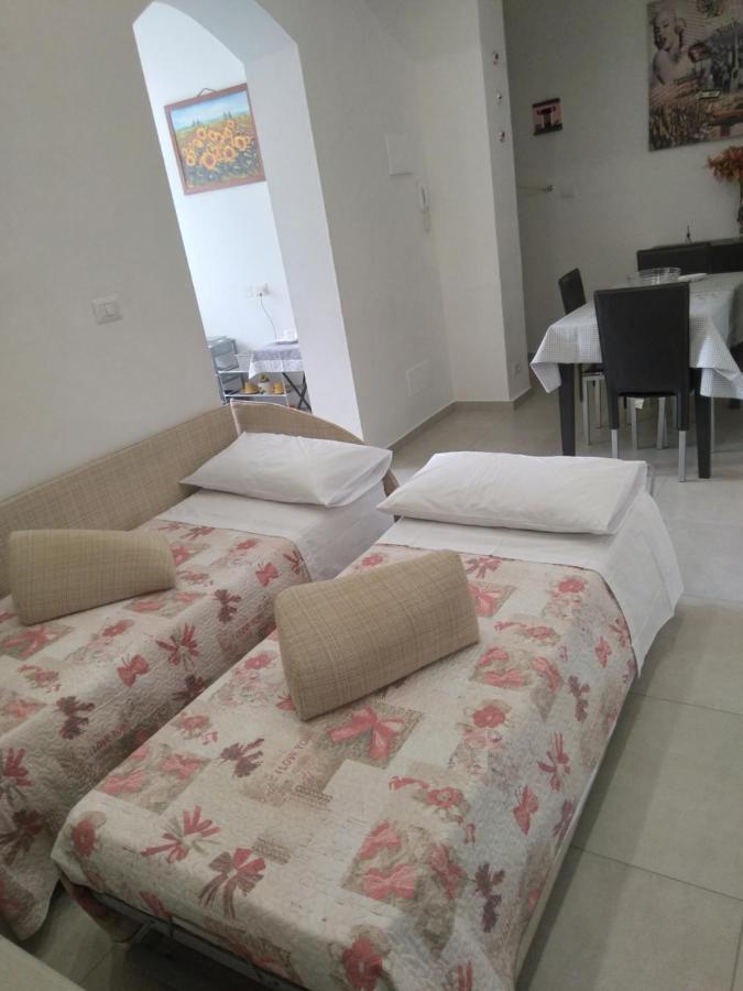 House Holidays A.S. Rooms Catania Eksteriør billede
