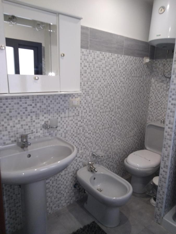 House Holidays A.S. Rooms Catania Eksteriør billede